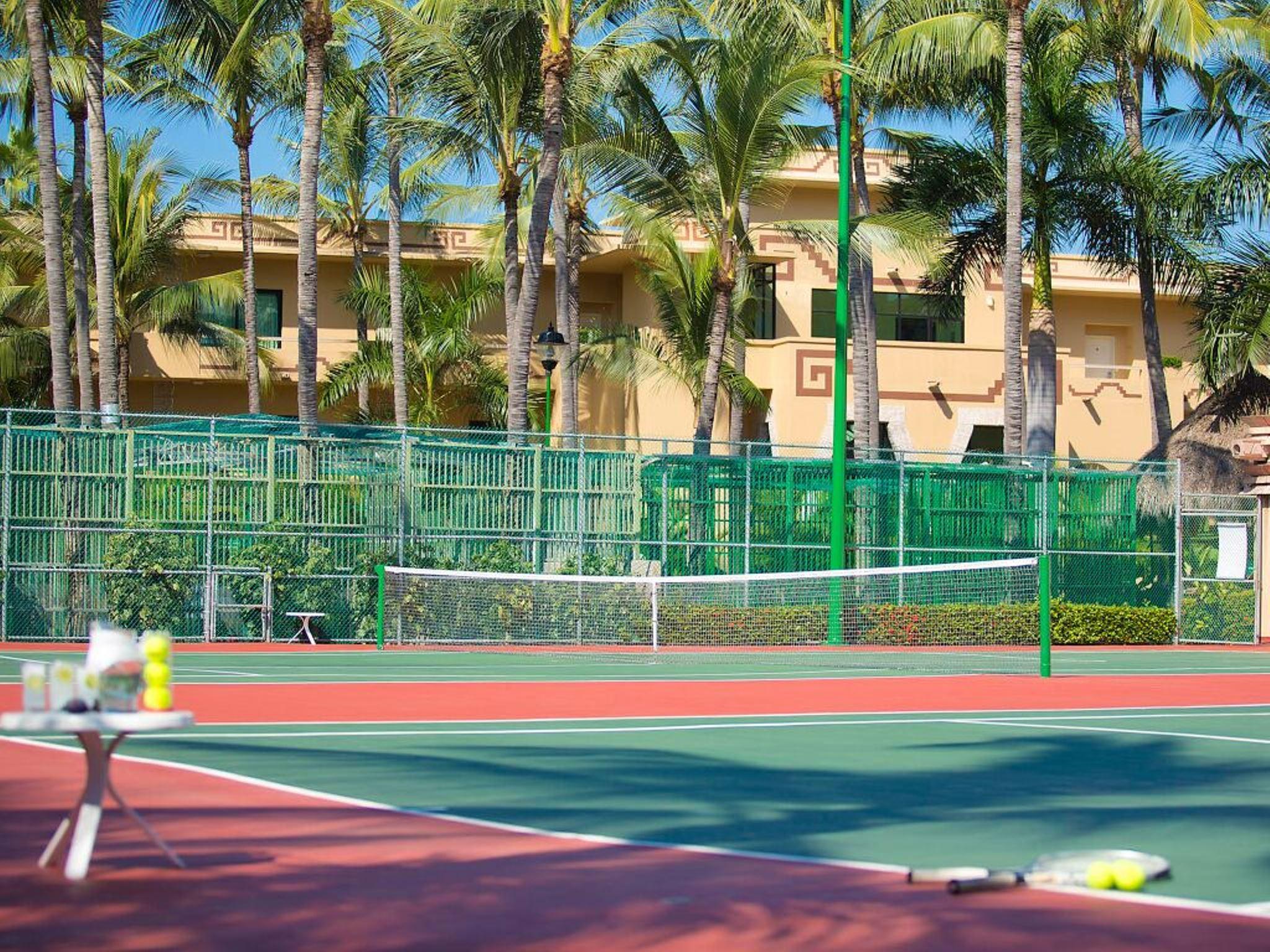 Paradise Village Beach Resort
