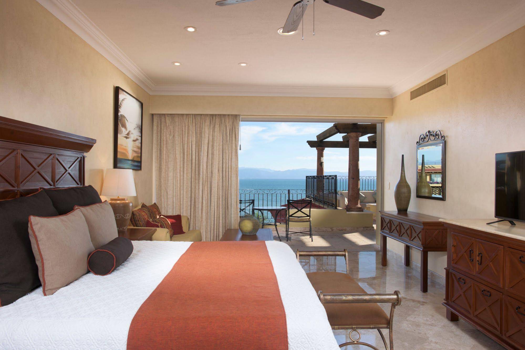 Villa La Estancia Residences Riviera Nayarit