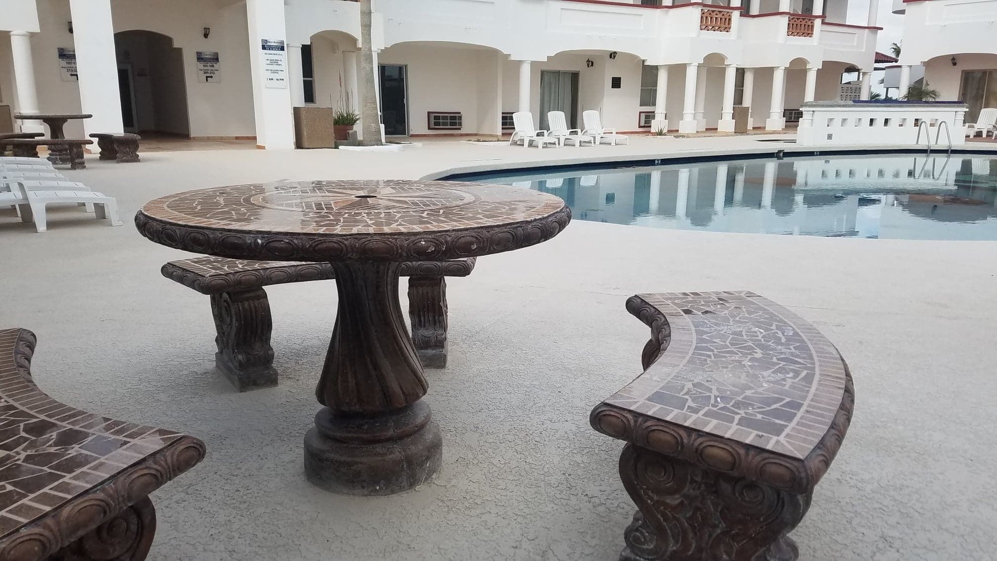 Best Western Laos Mar Hotel & Suites
