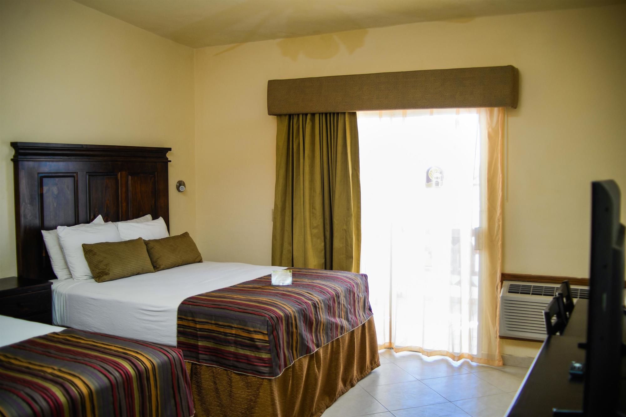 Best Western Laos Mar Hotel & Suites