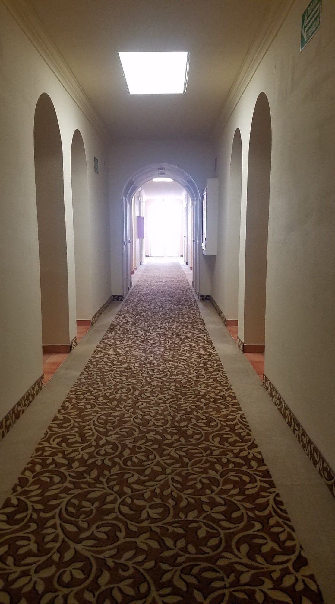Best Western Laos Mar Hotel & Suites