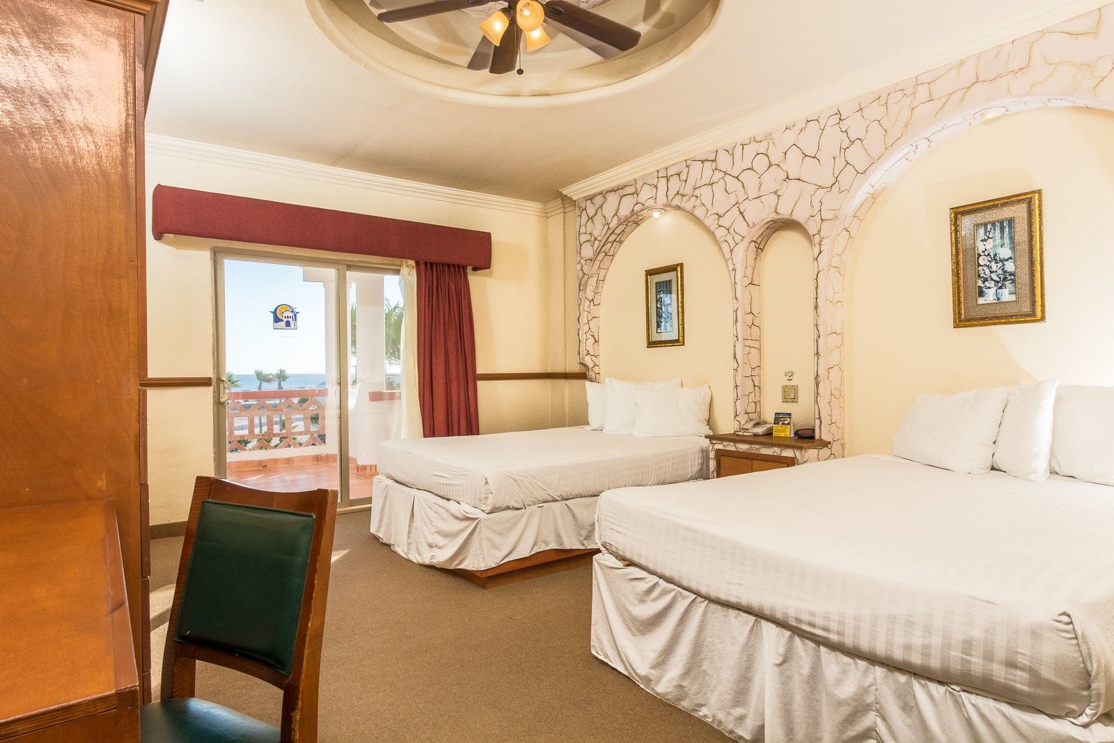 Best Western Laos Mar Hotel & Suites