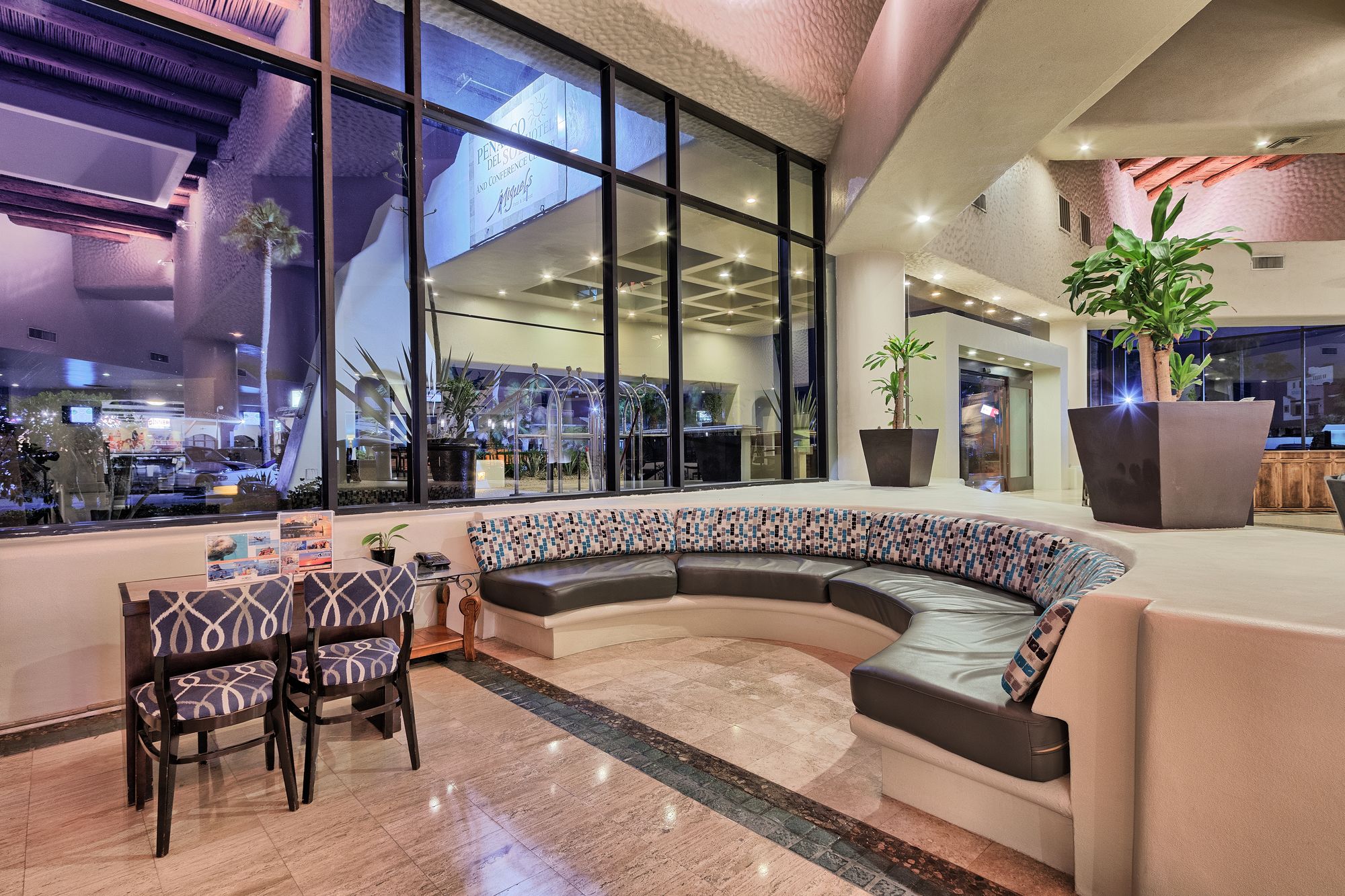 Hotel Peñasco del Sol & Conference Center