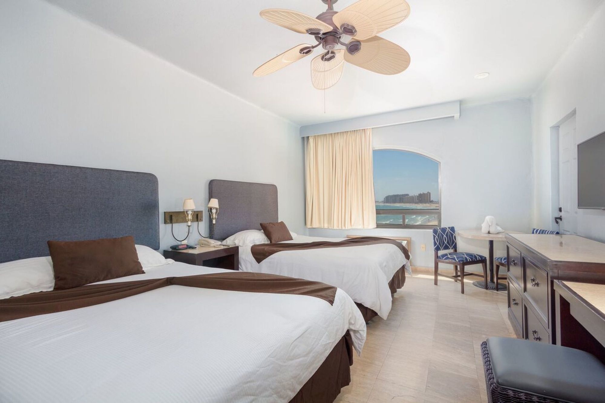 Hotel Peñasco del Sol & Conference Center