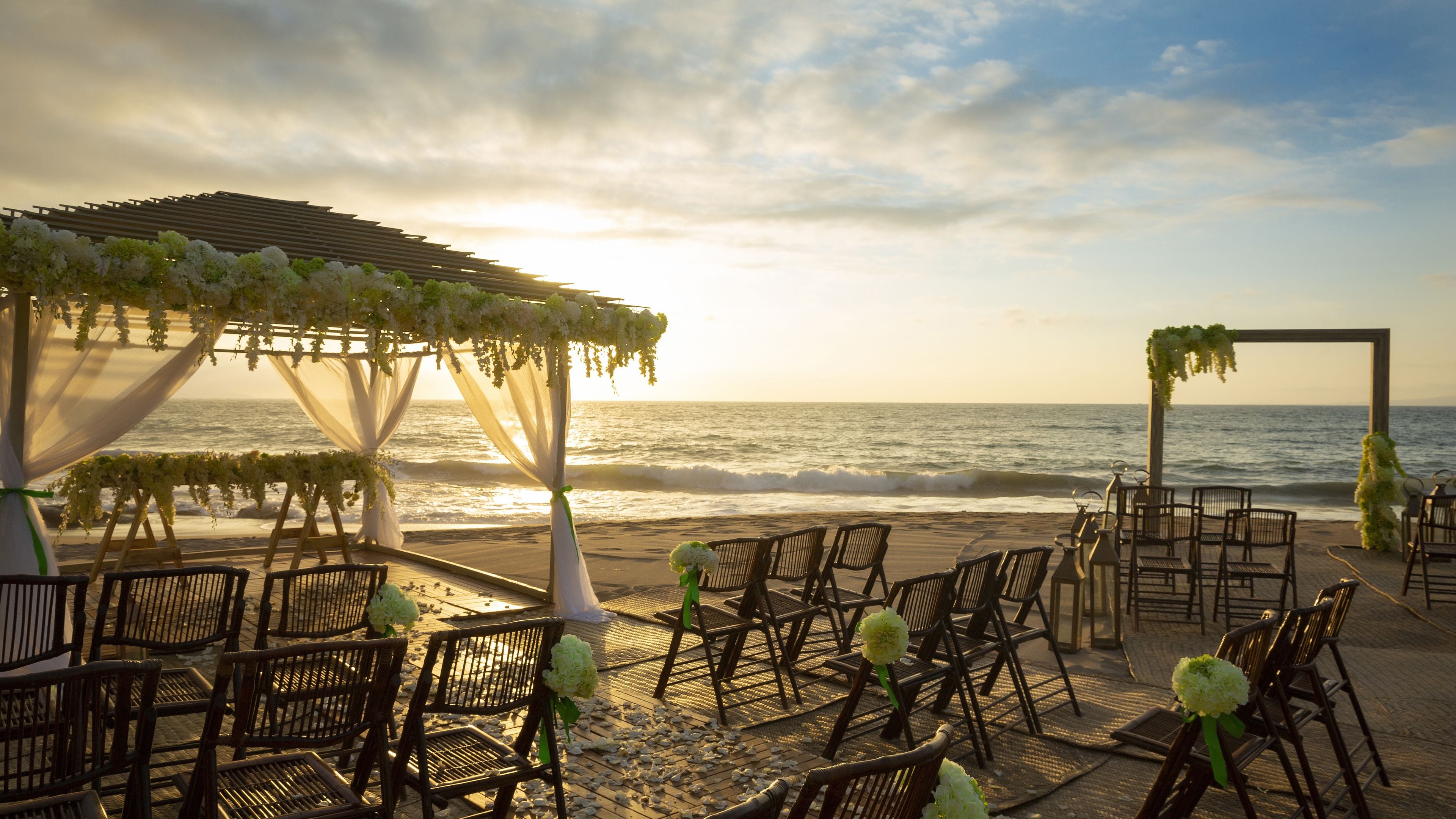 Almar Resort Luxury LGBT Beach Front Experience