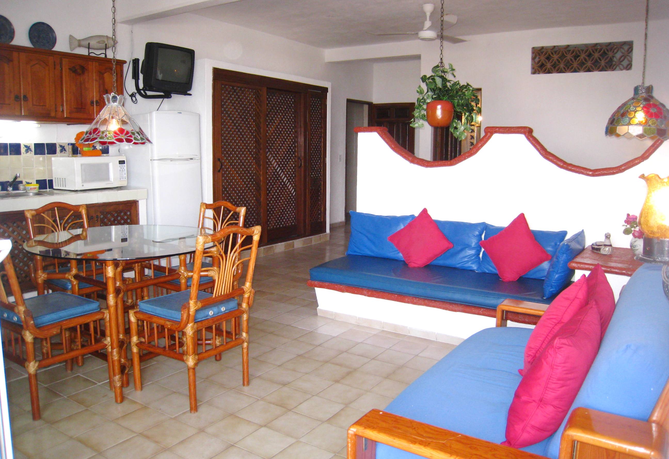 Casa Anita y Corona del Mar