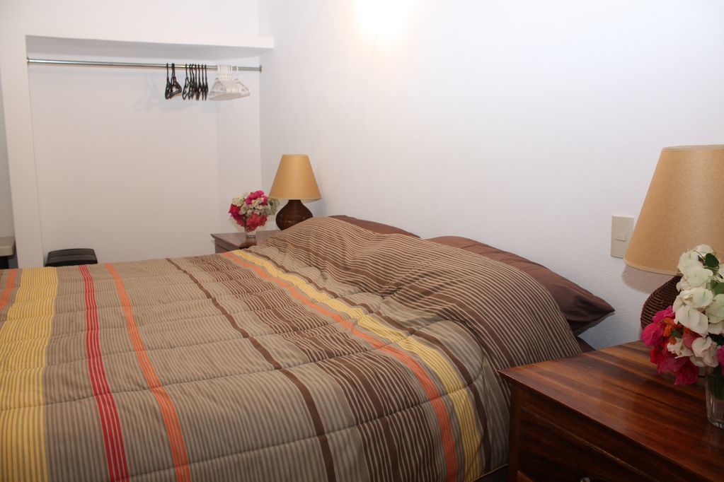 Casa Karina Emiliano Zapata by MDR