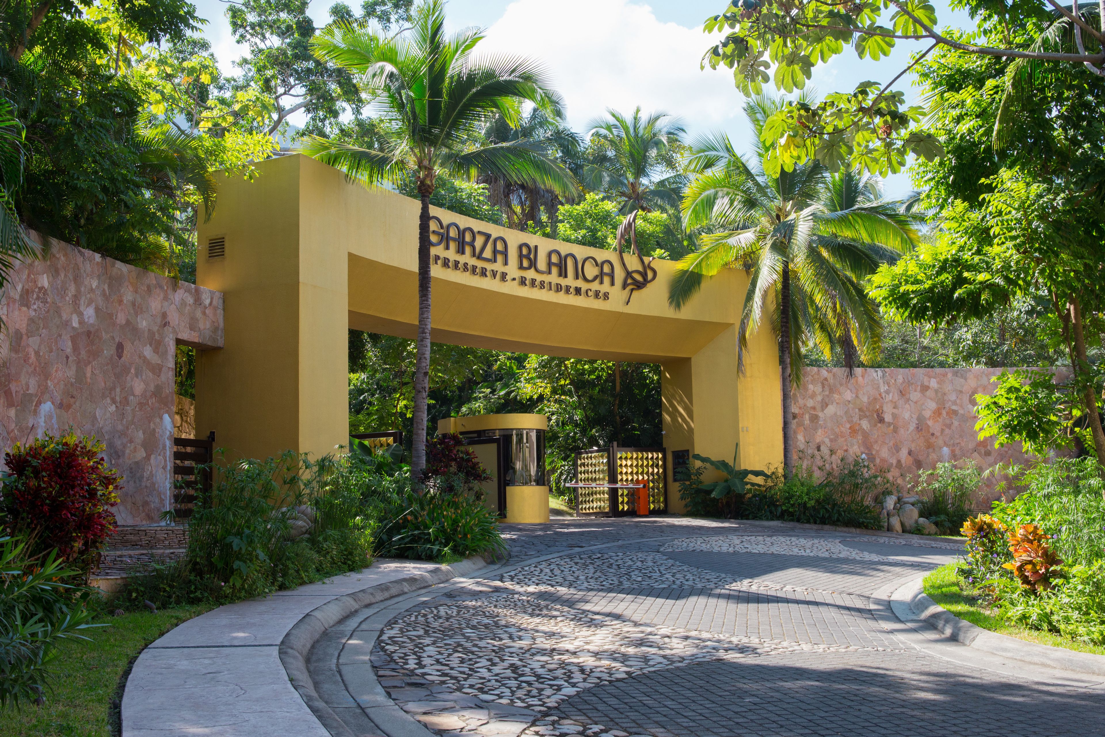 Garza Blanca Preserve Resort & Spa