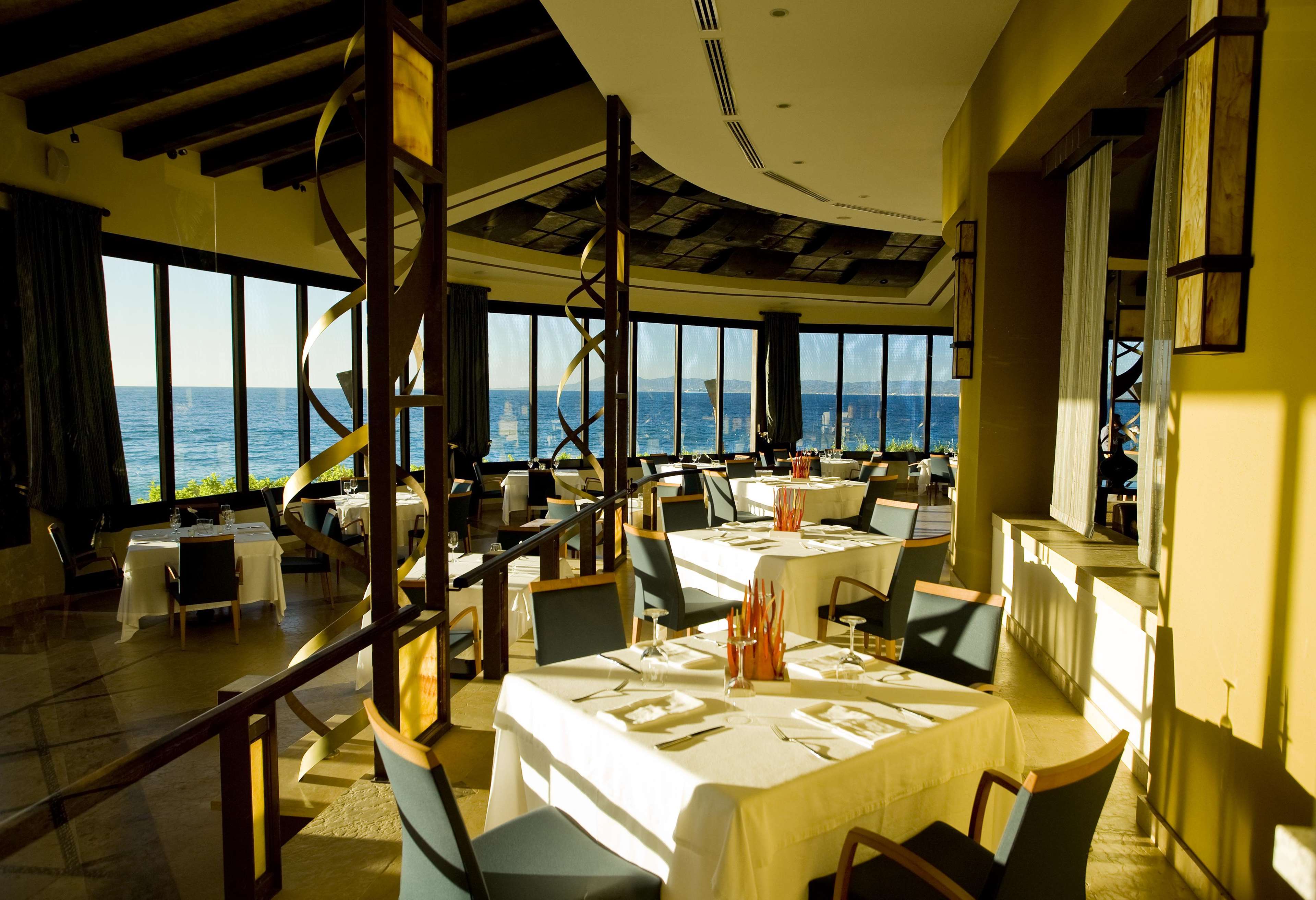 Garza Blanca Preserve Resort & Spa