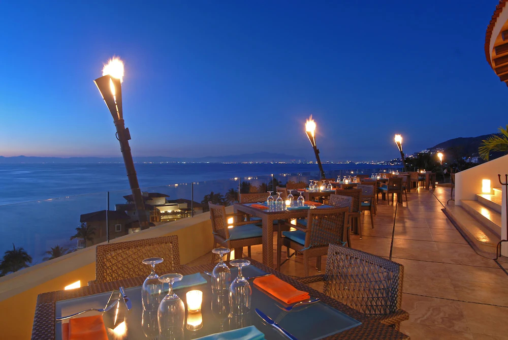 Garza Blanca Residences