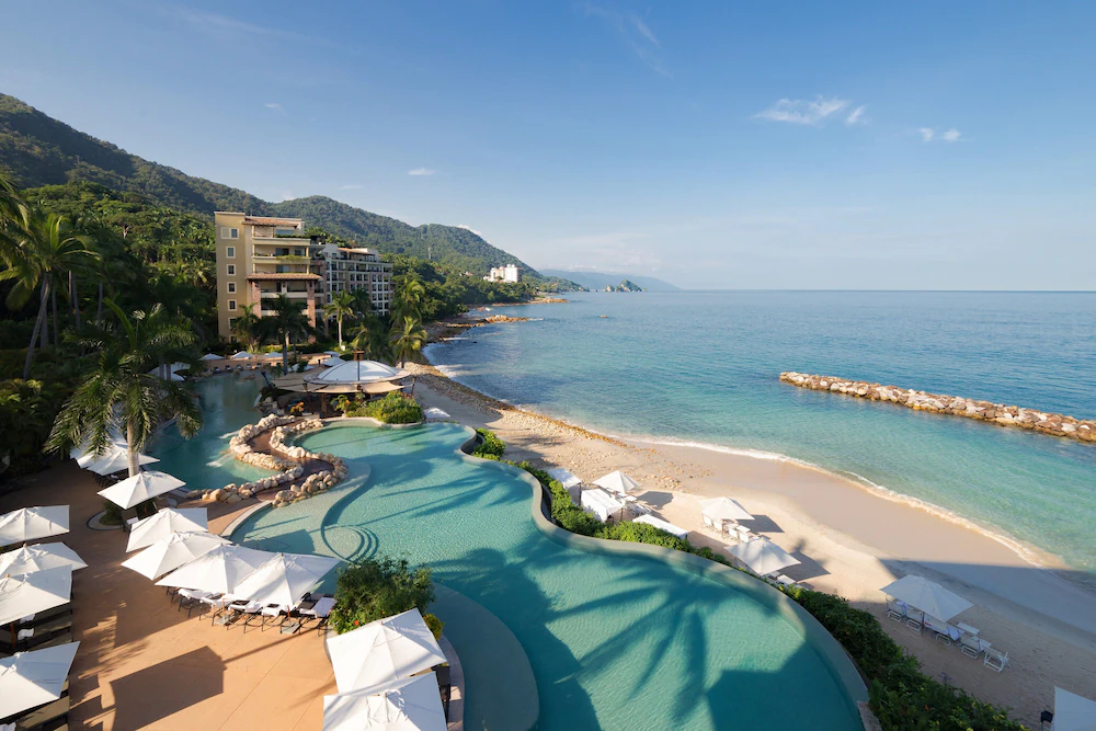 Garza Blanca Residences