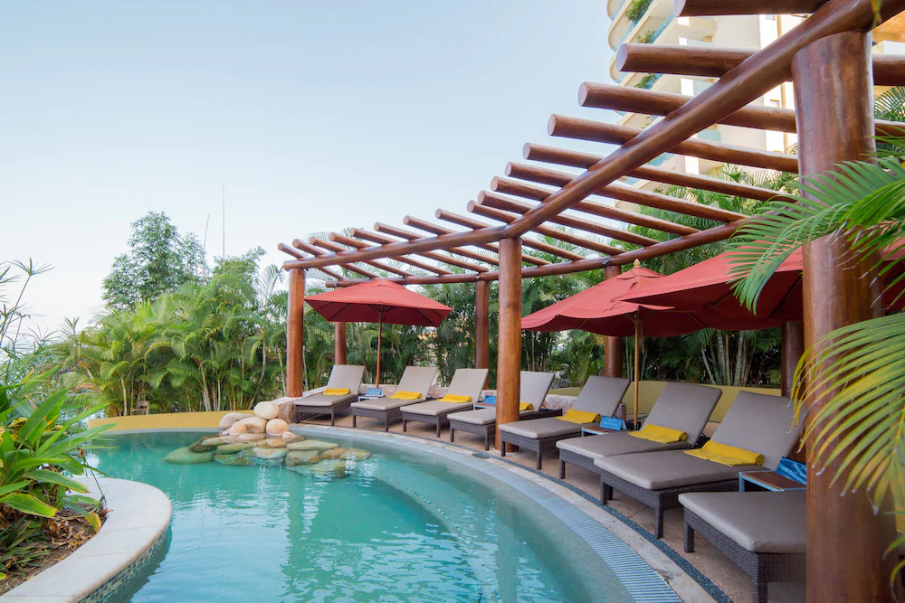 Garza Blanca Residences