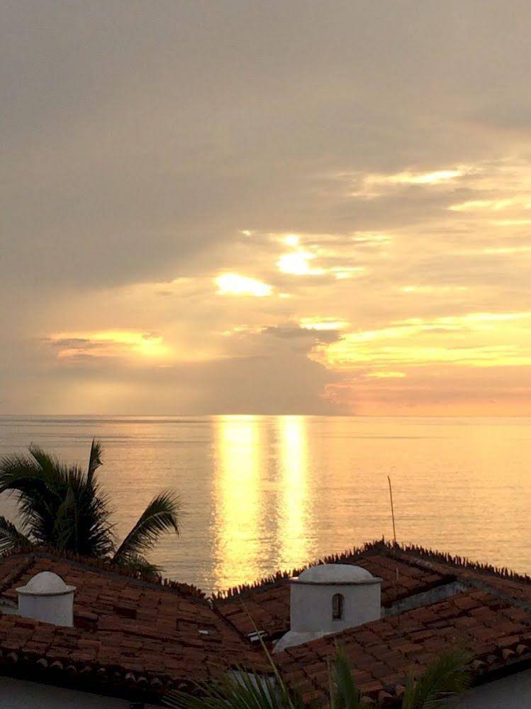 Hotel & Suites Malecon Sunset
