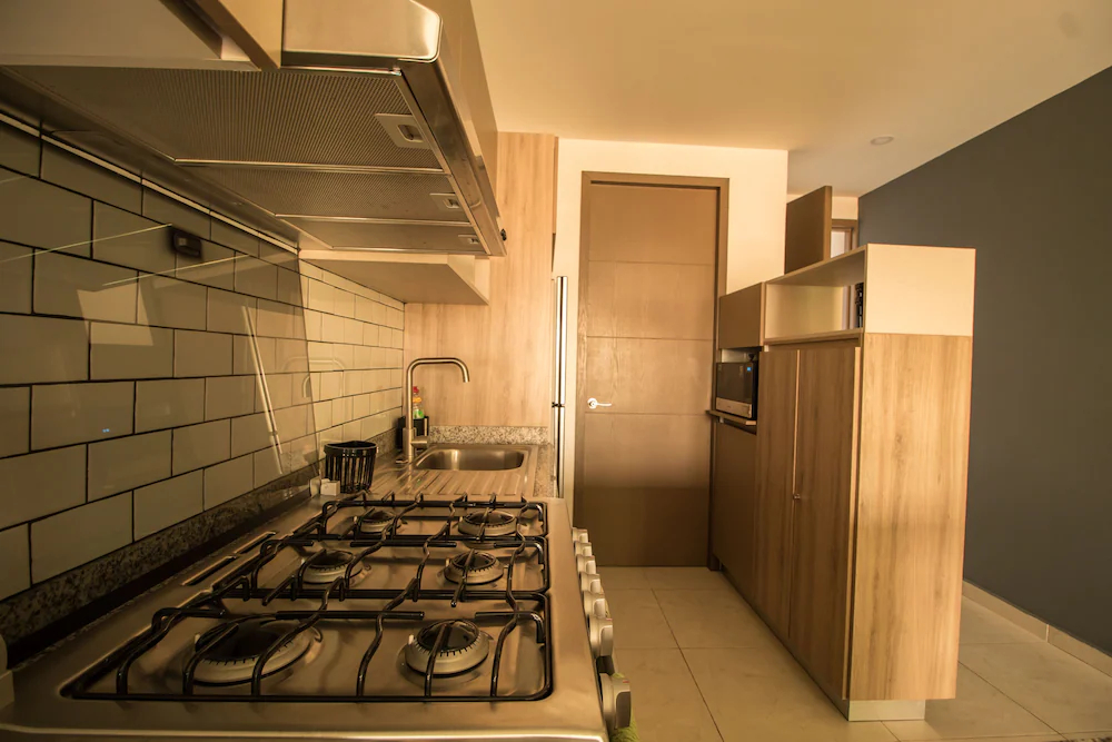 Niza Five Luxury Beach Apartments