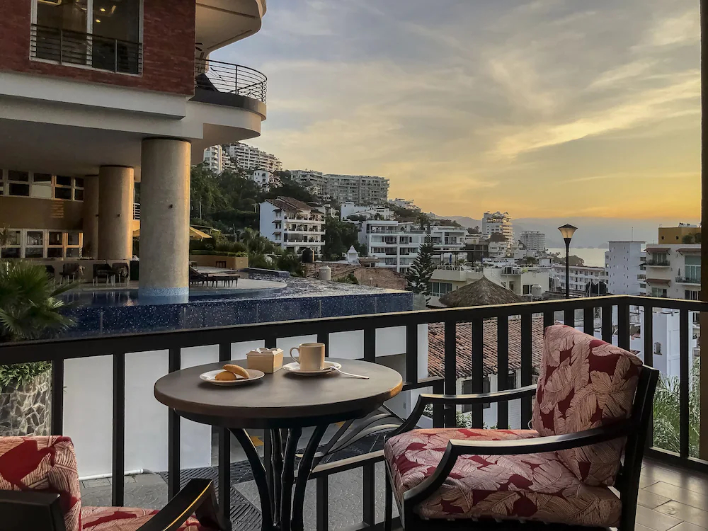 Pinnacle Resorts 179