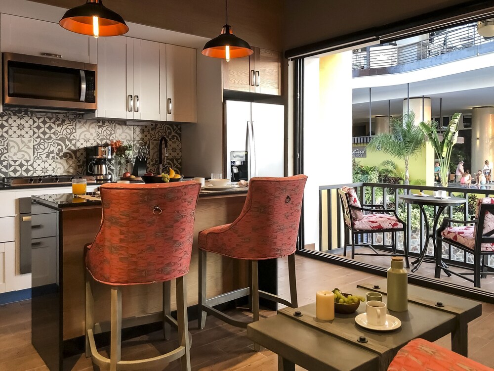 Pinnacle Resorts 179