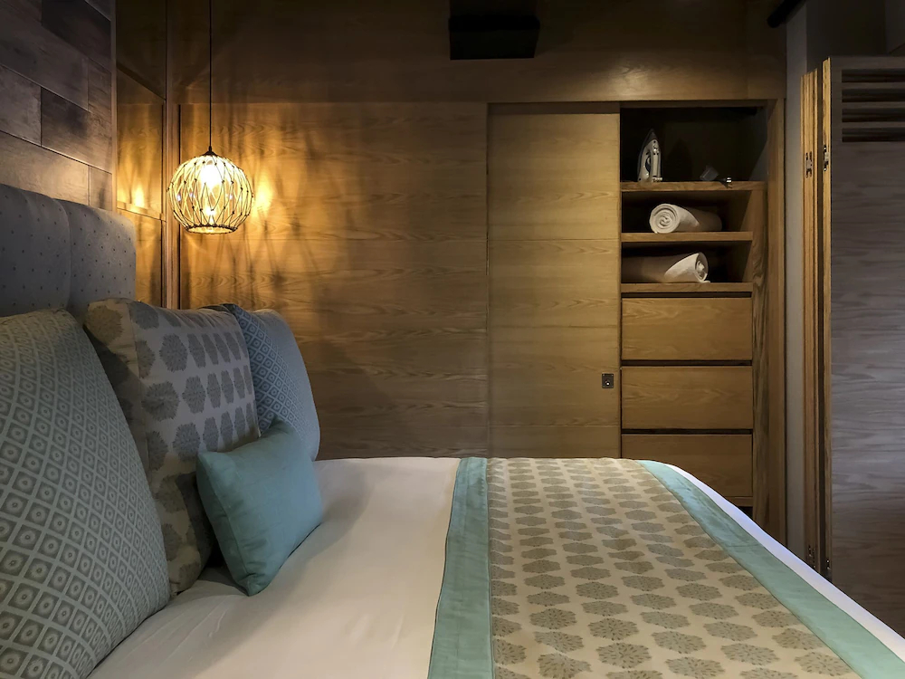 Pinnacle Resorts 179