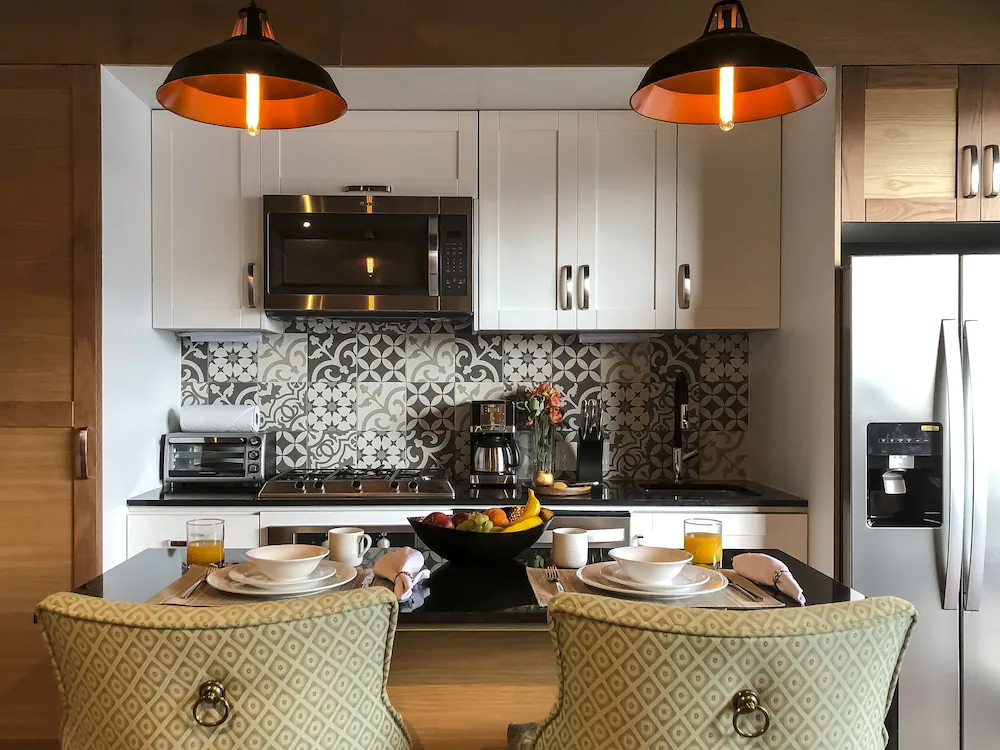 Pinnacle Resorts 179