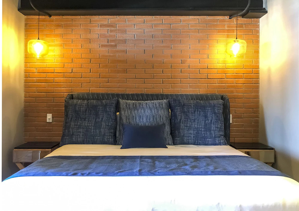 Pinnacle Resorts 179