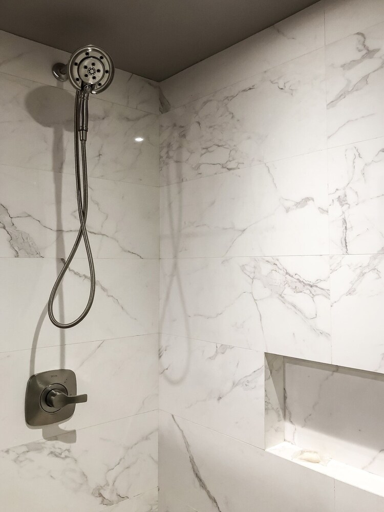 Pinnacle Resorts 179