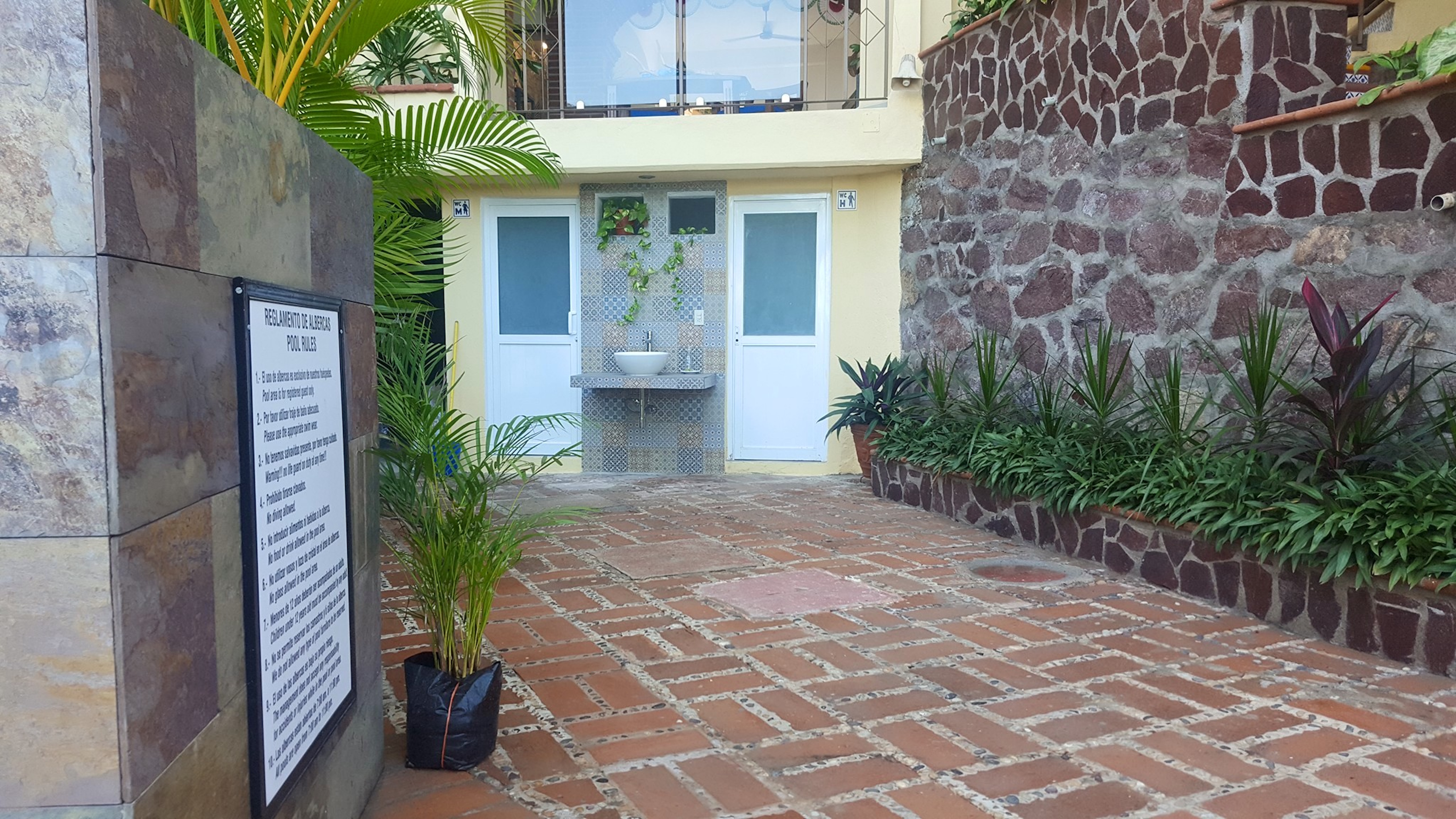 Marboka Hotel & Suites