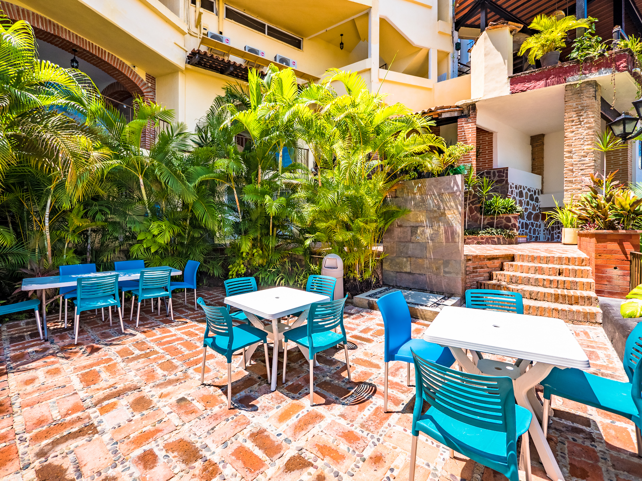 Marboka Hotel & Suites