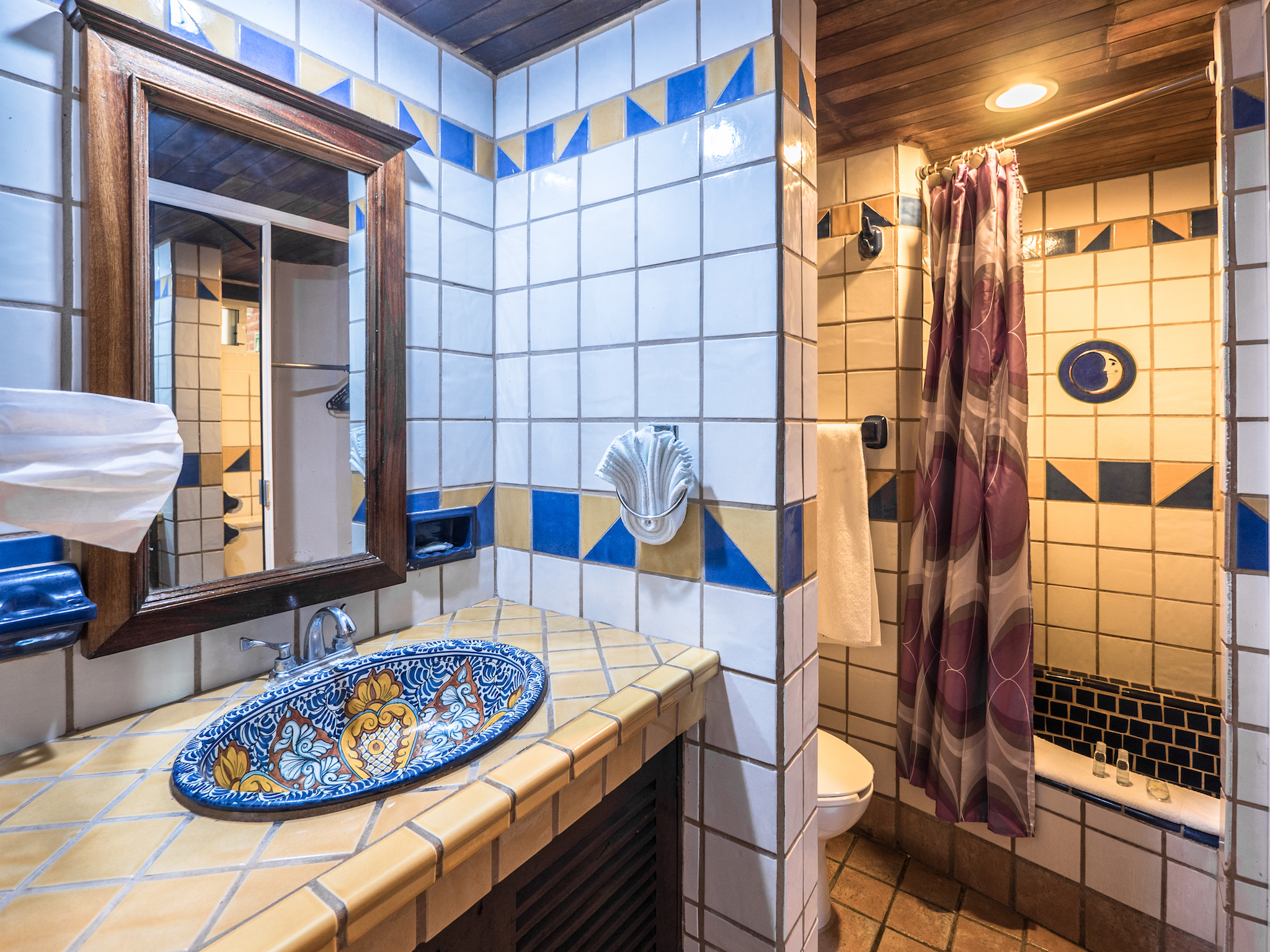 Marboka Hotel & Suites