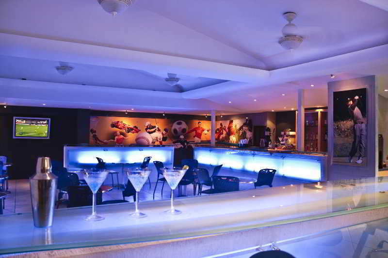 Plaza Pelicanos Club Beach Resort