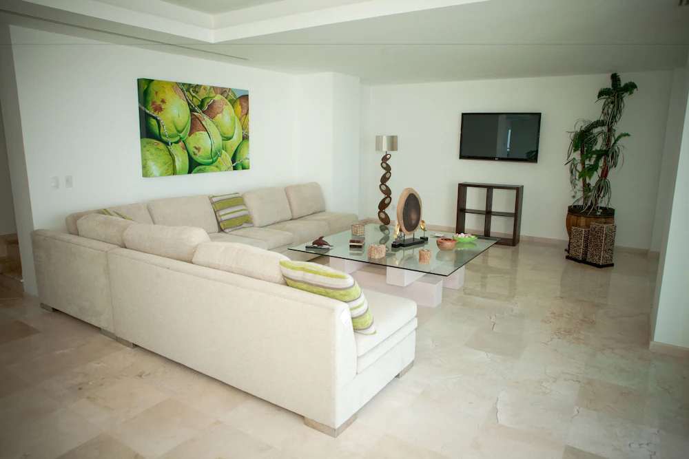 Shangri La Penthouses by Cheap Getaway
