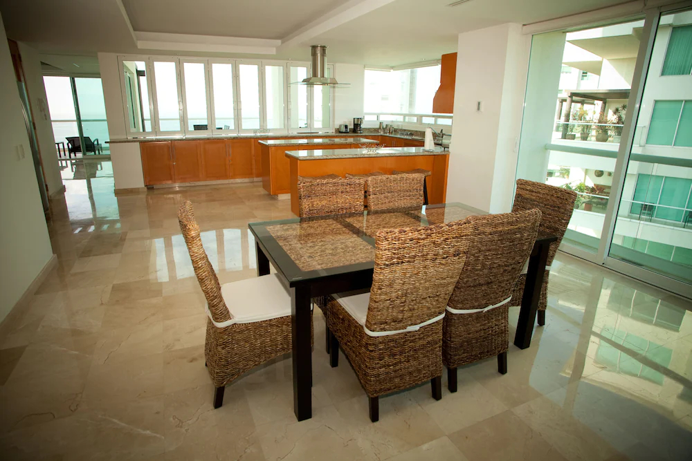 Shangri La Penthouses by Cheap Getaway