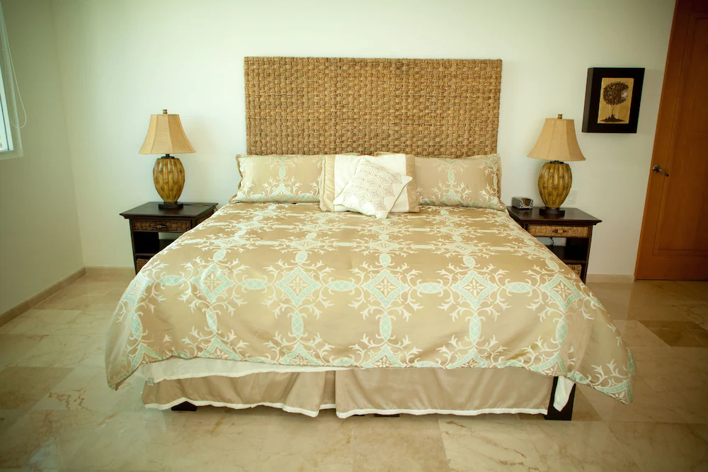 Shangri La Penthouses by Cheap Getaway