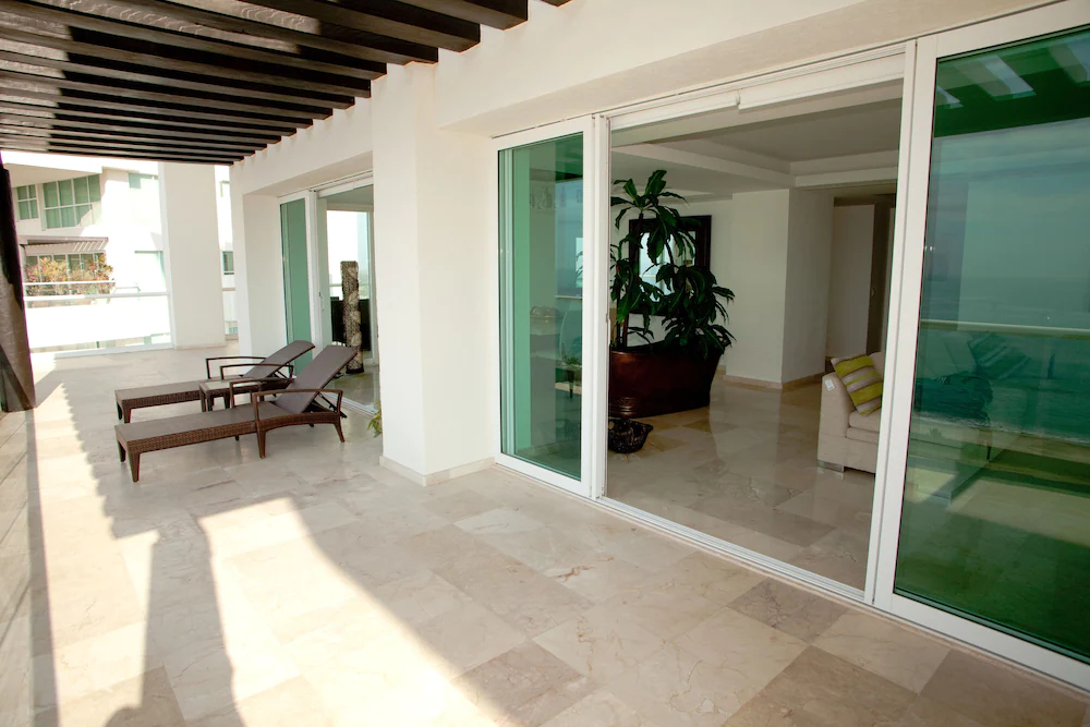 Shangri La Penthouses by Cheap Getaway