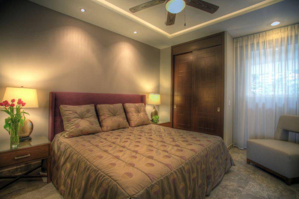 Pinnacle Resorts 180