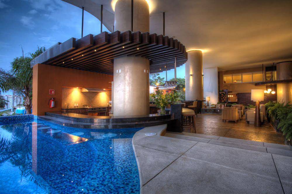 Pinnacle Resorts 180