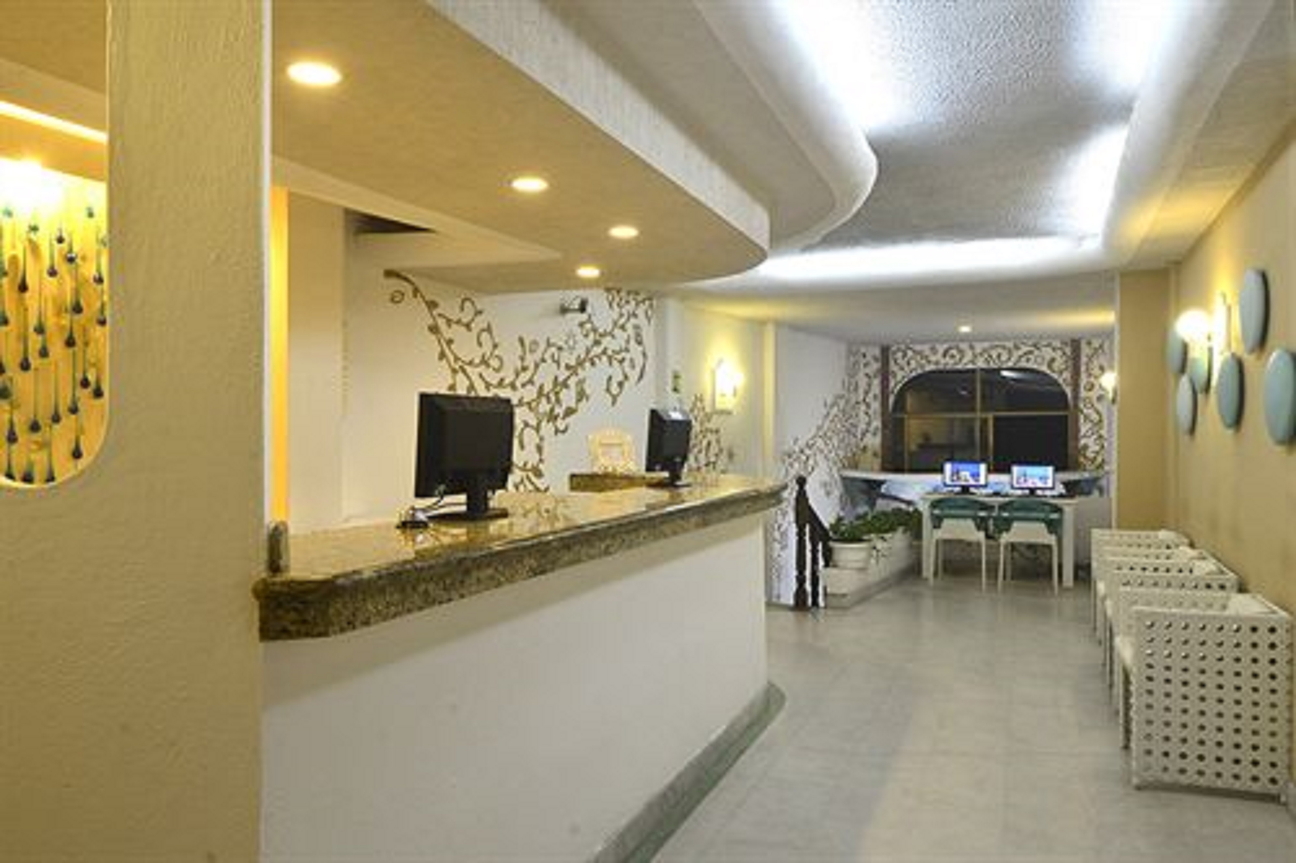 Suites Emperador