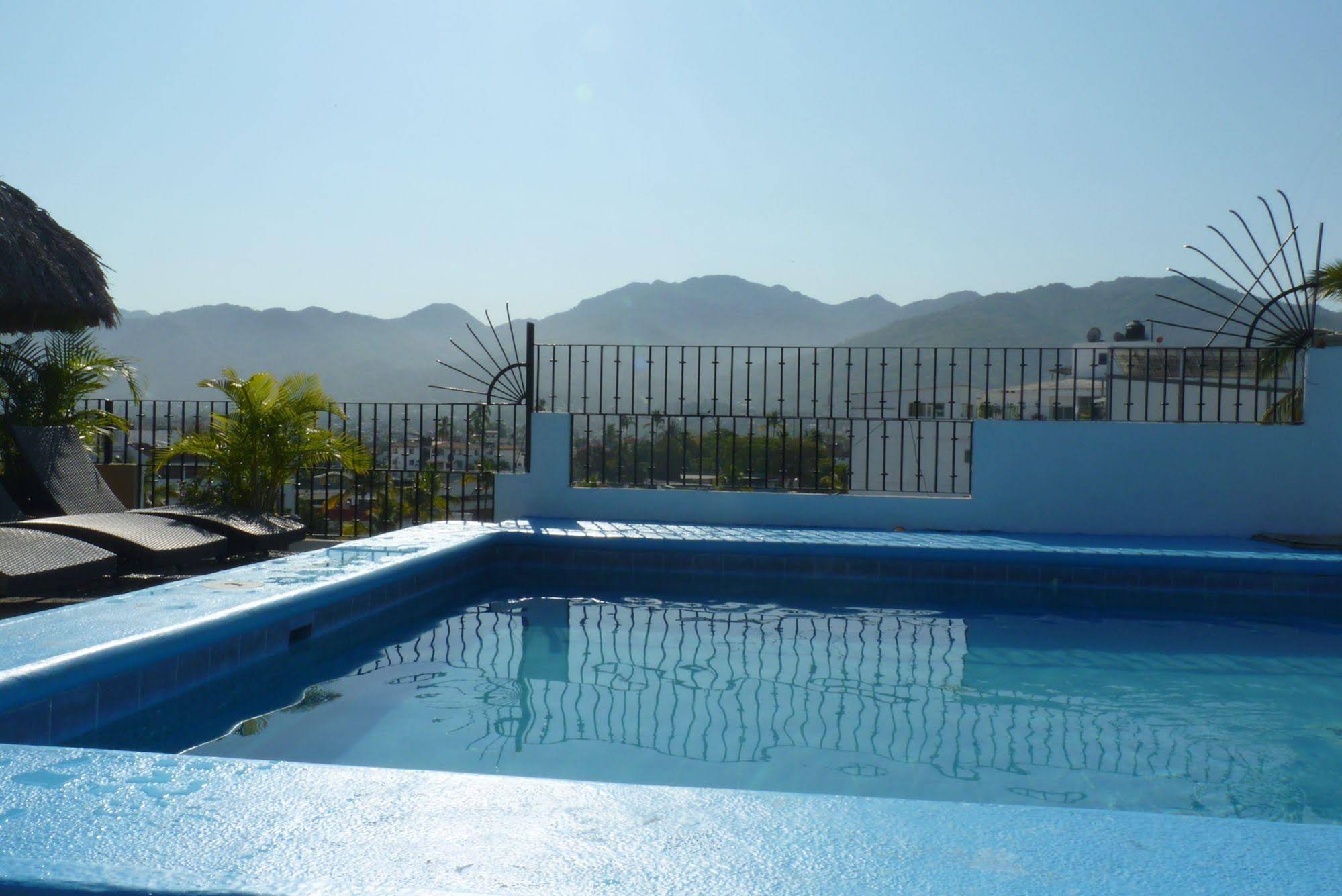 Suites Mar Elena