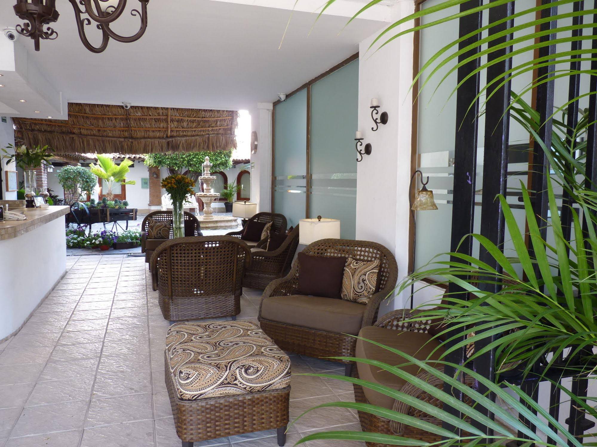 Suites Mar Elena
