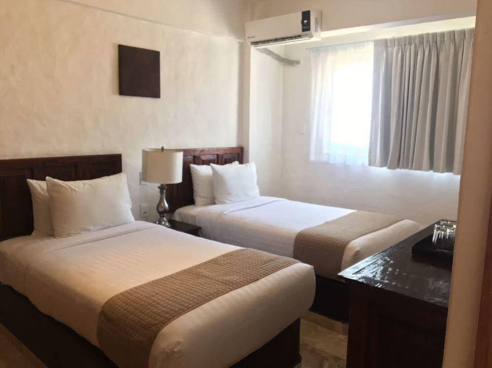 Suites Mar Elena