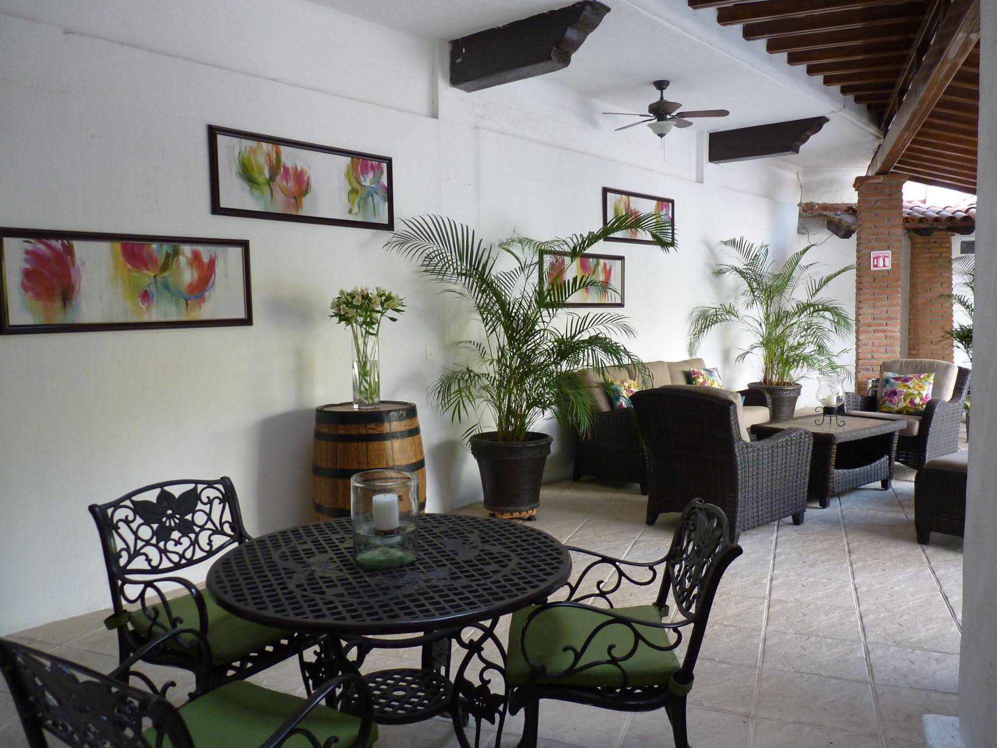 Suites Mar Elena