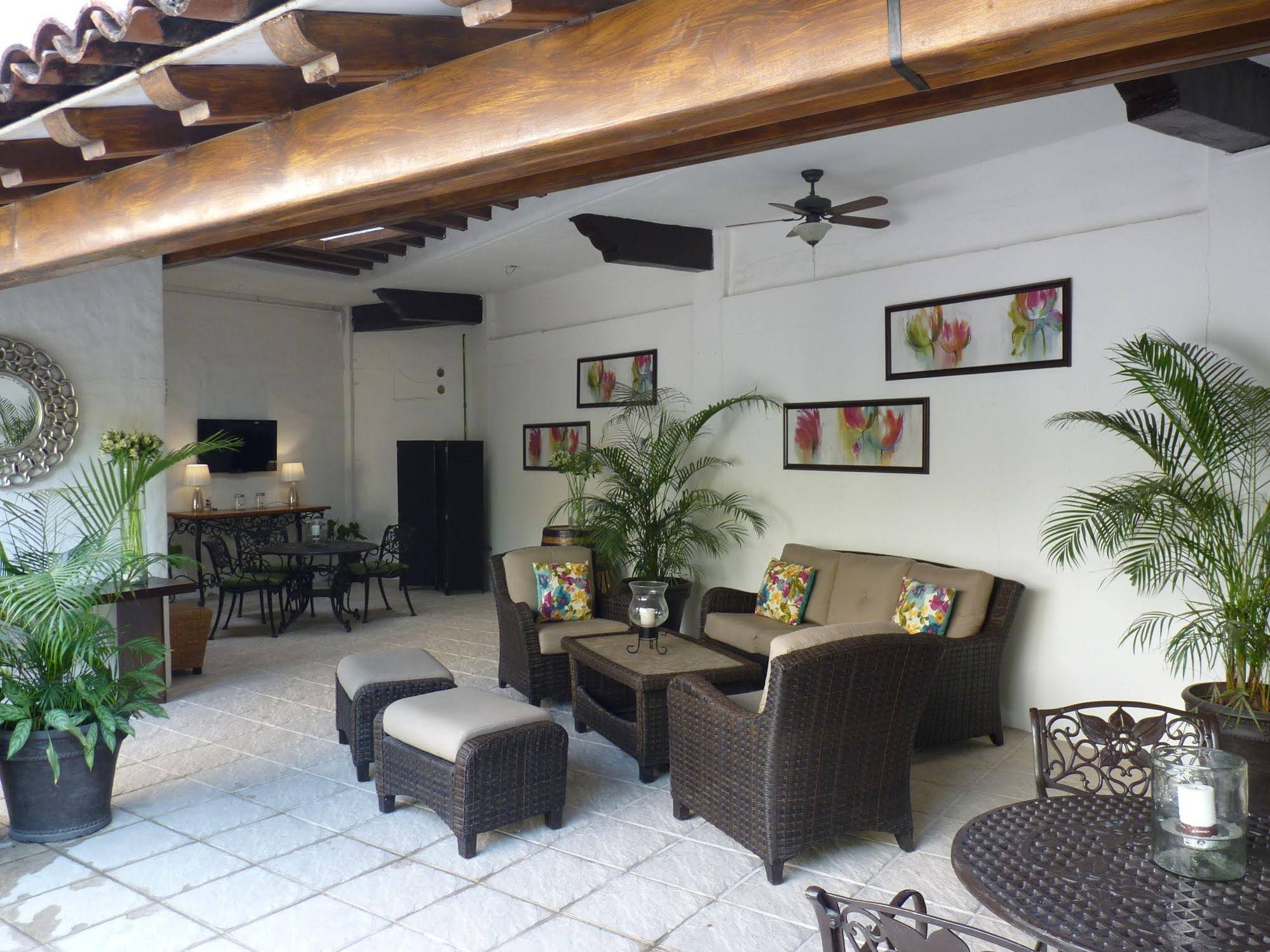 Suites Mar Elena