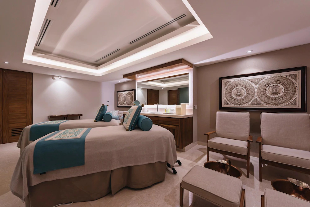 The Club at Sheraton Buganvilias