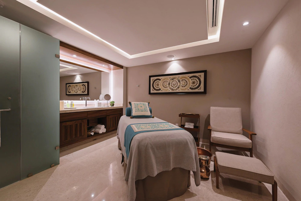 The Club at Sheraton Buganvilias