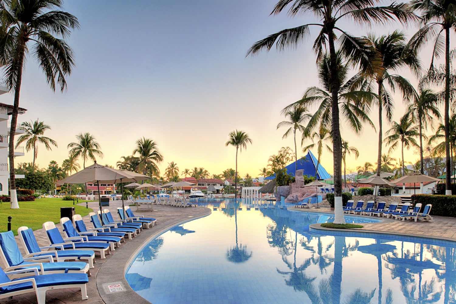 Vamar Vallarta Marina & Beach Resort