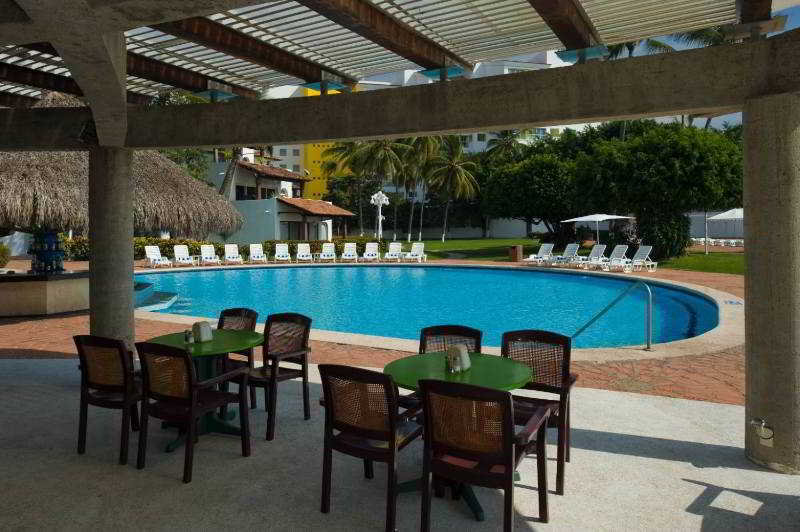 Vamar Vallarta Marina & Beach Resort