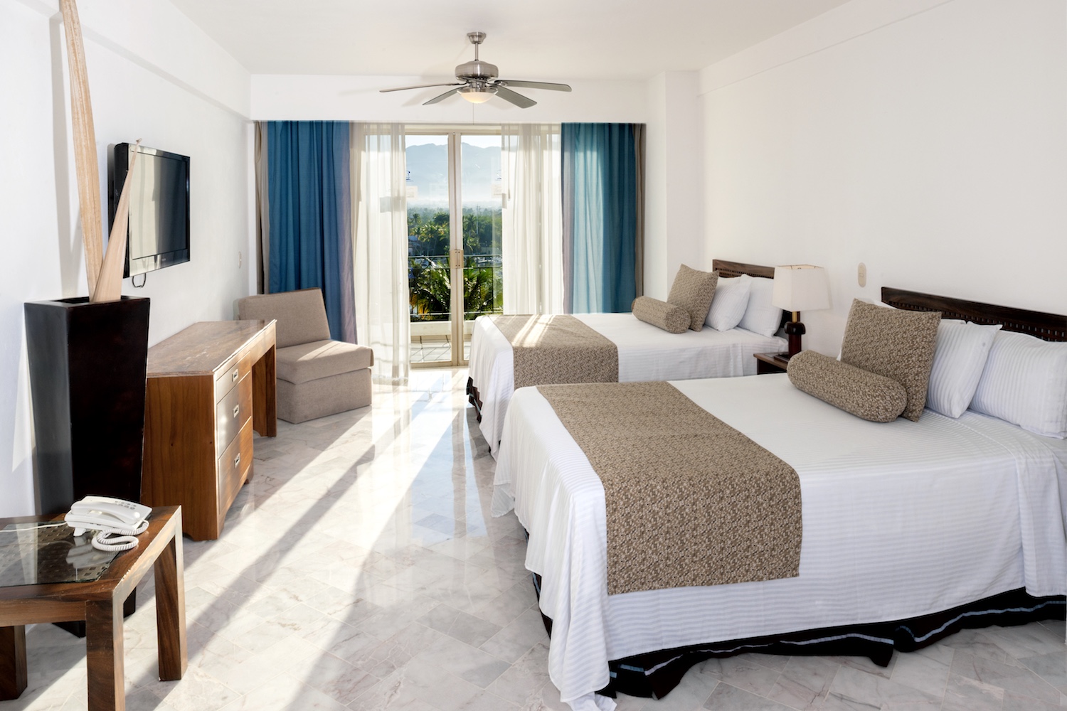 Vamar Vallarta Marina & Beach Resort