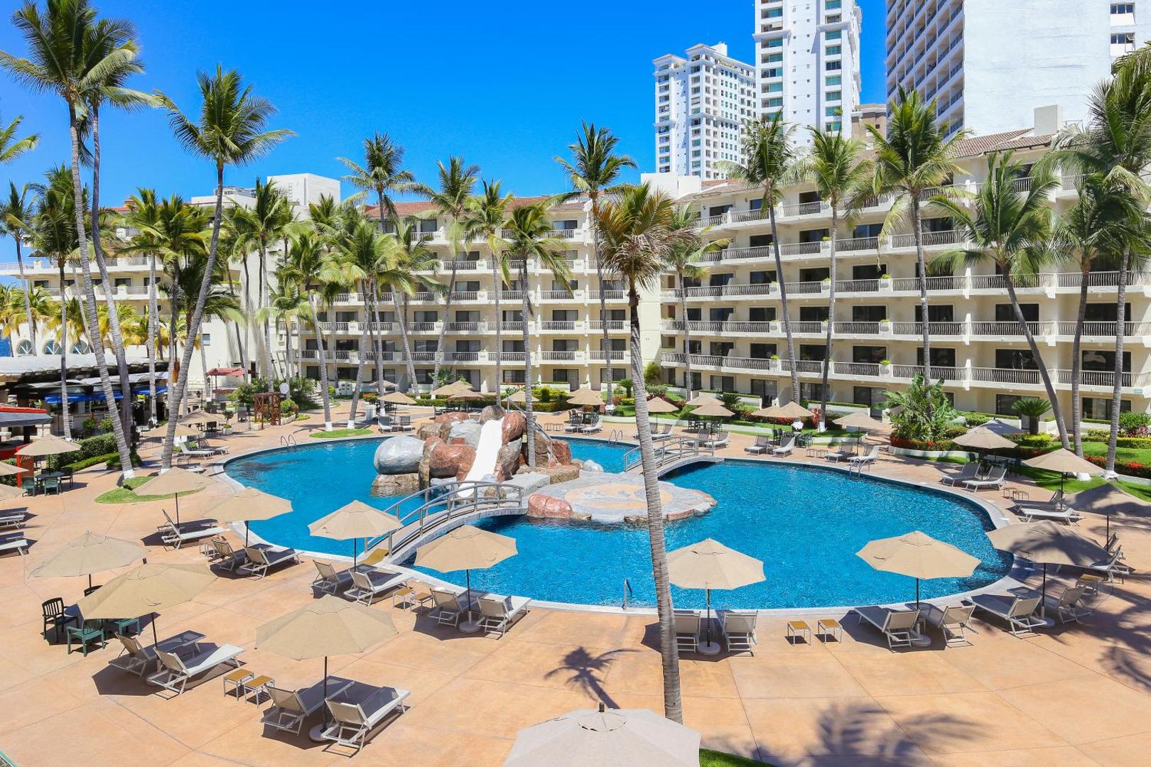 Villa del Palmar Beach Resort & Spa