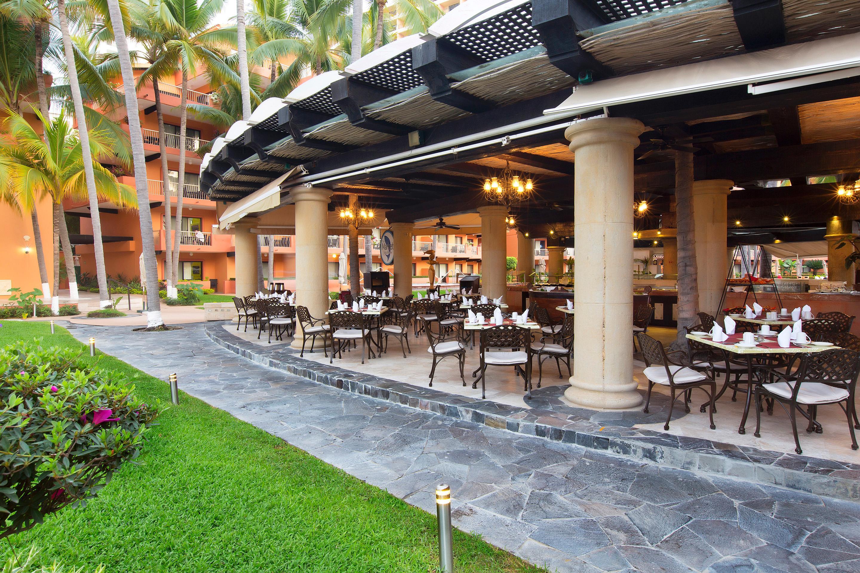 Villa del Palmar Beach Resort & Spa