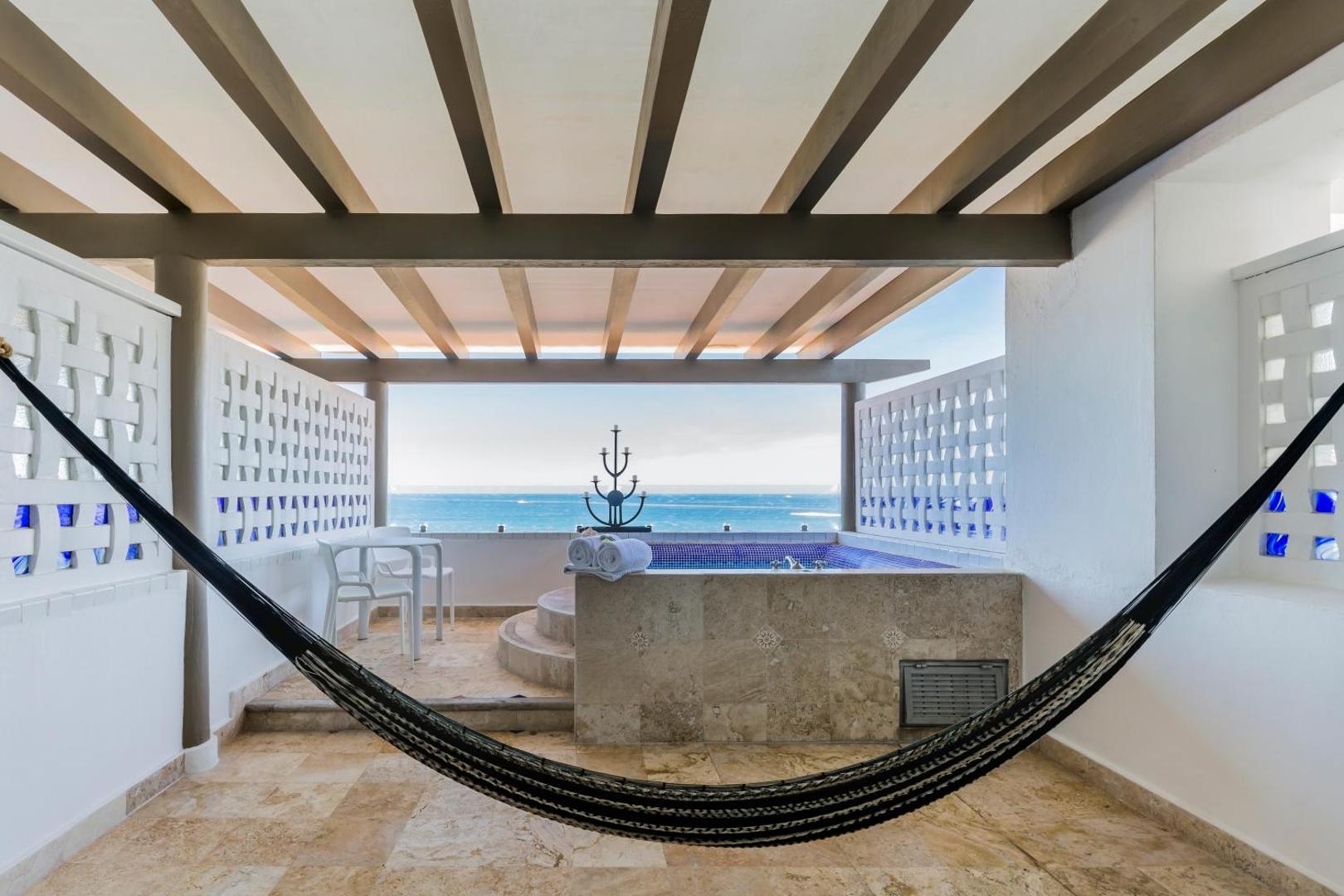 Villa Premiere Boutique Hotel & Romantic Getaway