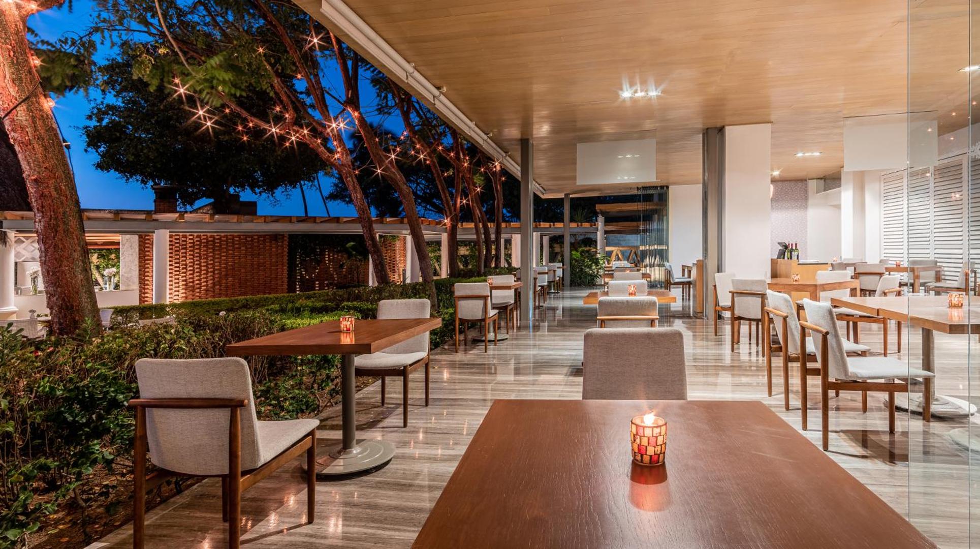 Villa Premiere Boutique Hotel & Romantic Getaway