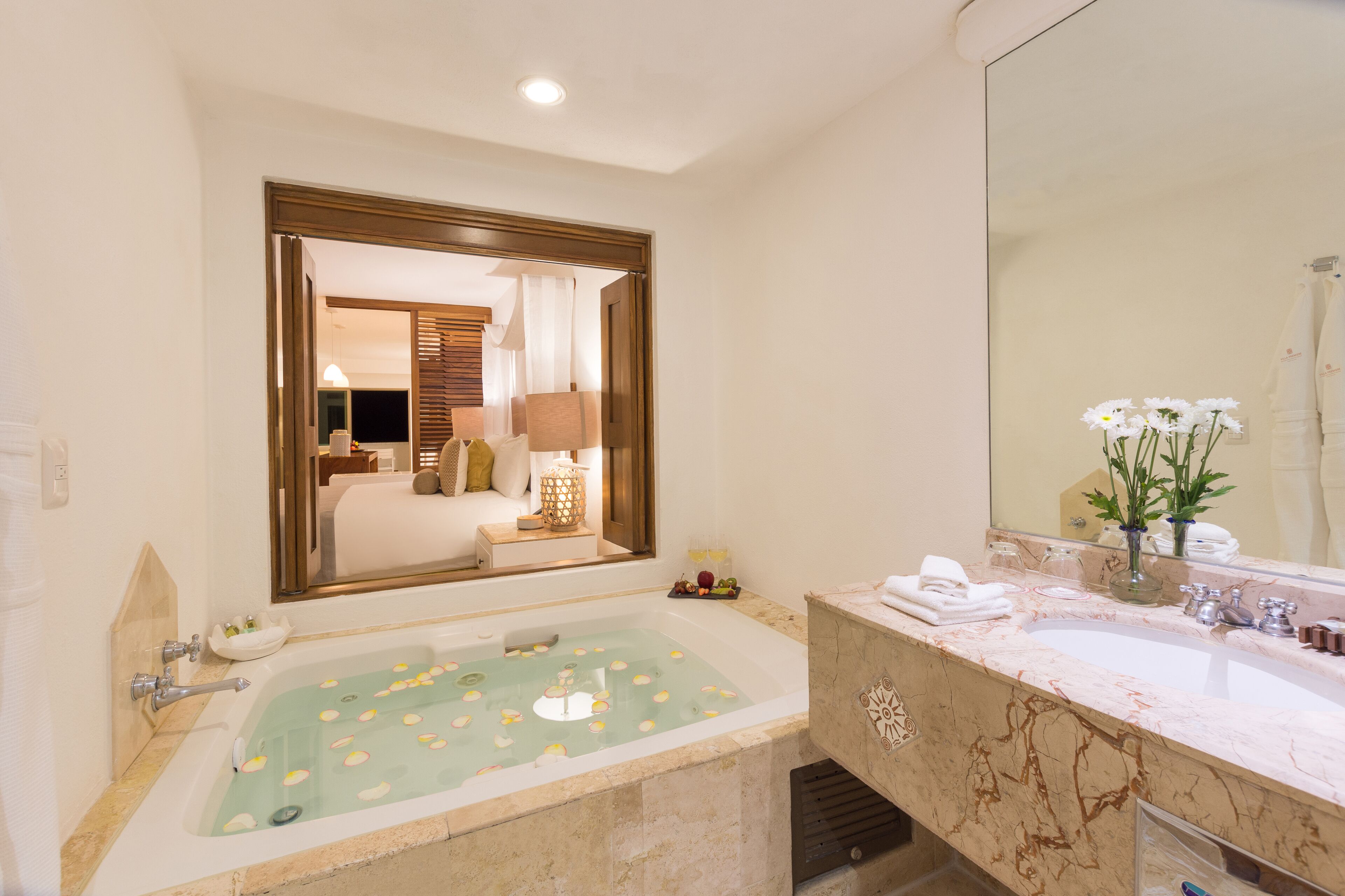 Villa Premiere Boutique Hotel & Romantic Getaway